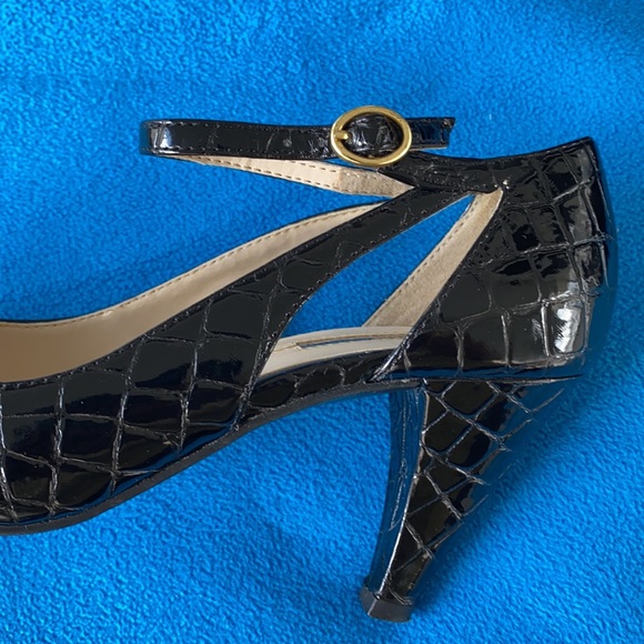 Sam & Libby Heels Black Patent Leather Heels Size 7 ½ M - Picture 3 of 5
